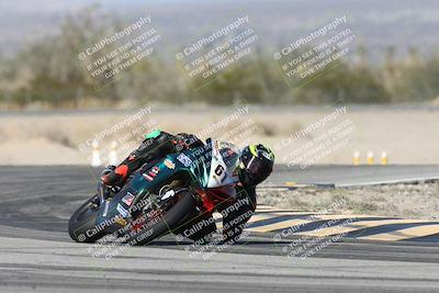 media/Dec-06-2025-CVMA (Sat) [[4a896cc04c]]/Race 4-Formula Middleweight/